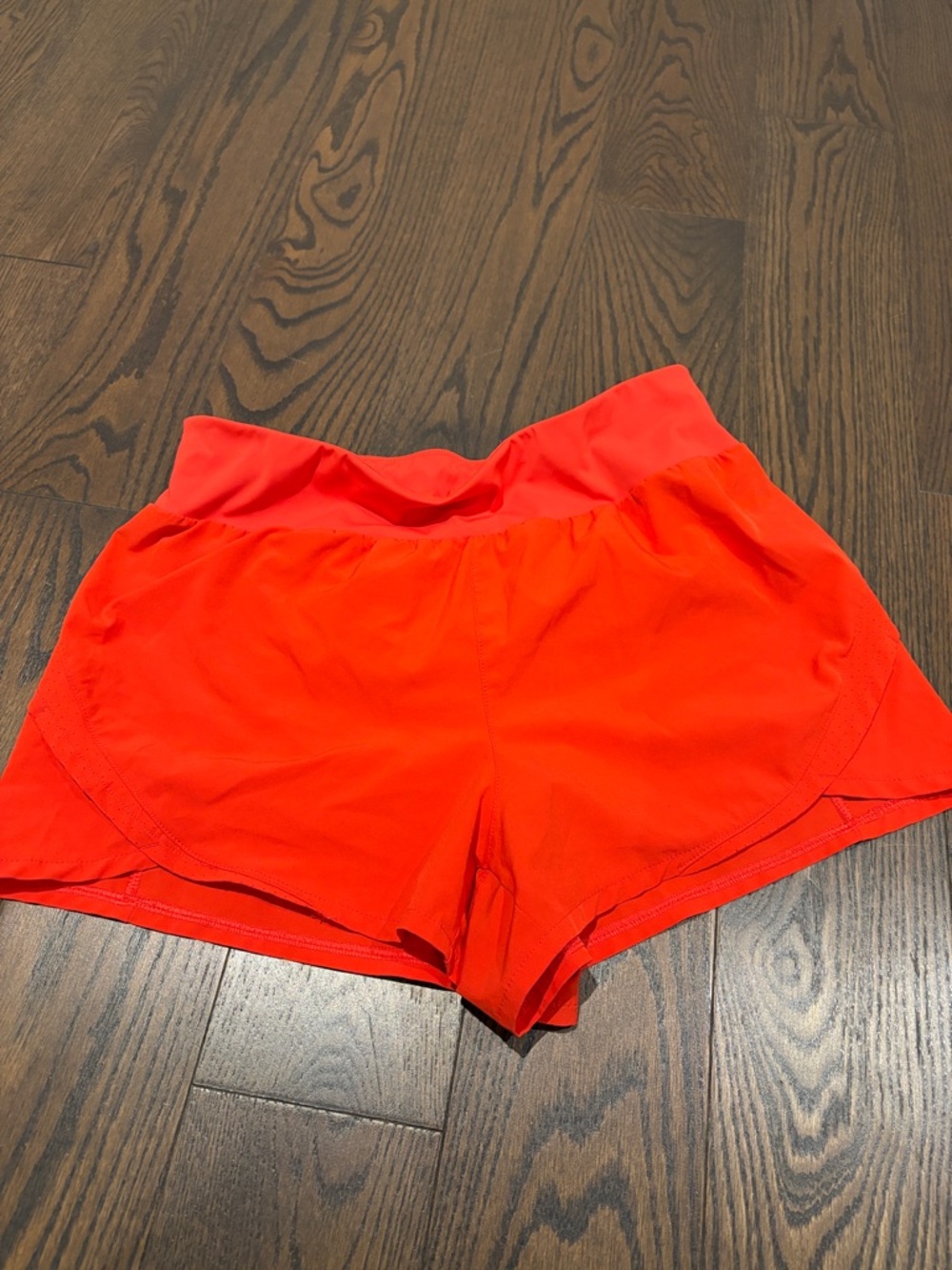 Women’s Performance Shorts in Red